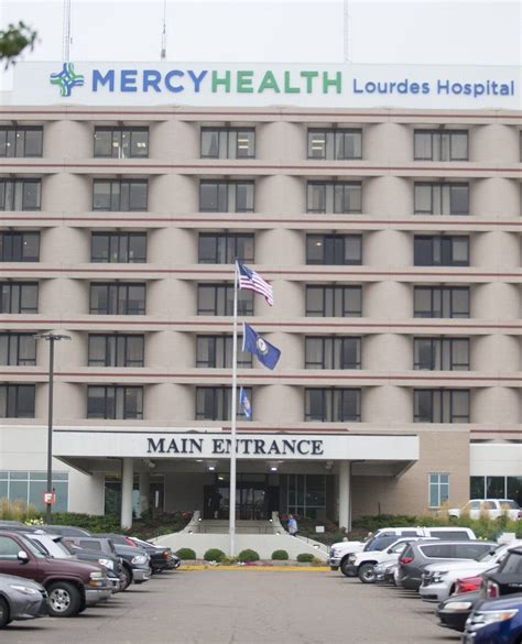 Mercy health paducah ky - 1530 Lone Oak Rd. Paducah, Kentucky 42003. Get Directions Tel: 270-444-2121. Mercy Health — Lourdes Hospital Radiology in Paducah, Kentucky is one of Mercy Health's many Other Locations locations serving communities across Ohio and Kentucky. 